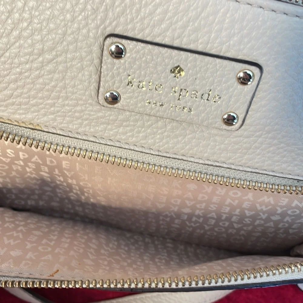KATE SPADE SAVILLA BAXTER STREET SEEDPEARL CROSSBODY BEIGE LEATHER GOLD HARDWARE